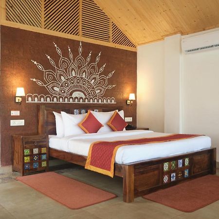 Veda5 Wellness Retreat & Spa Old Goa Bagian luar foto