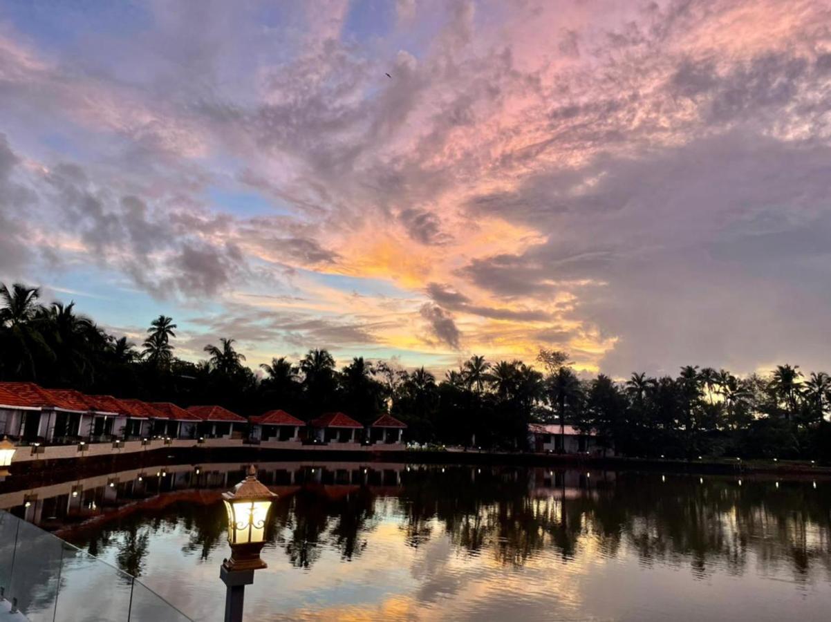 Veda5 Wellness Retreat & Spa Old Goa Bagian luar foto